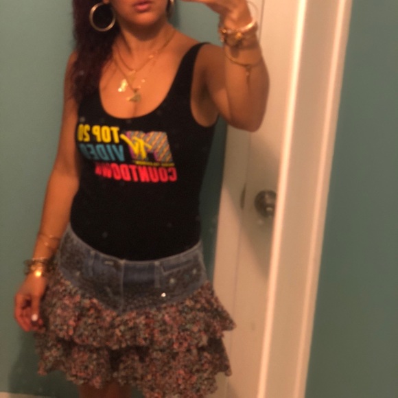 Skirt - Picture 2 of 3